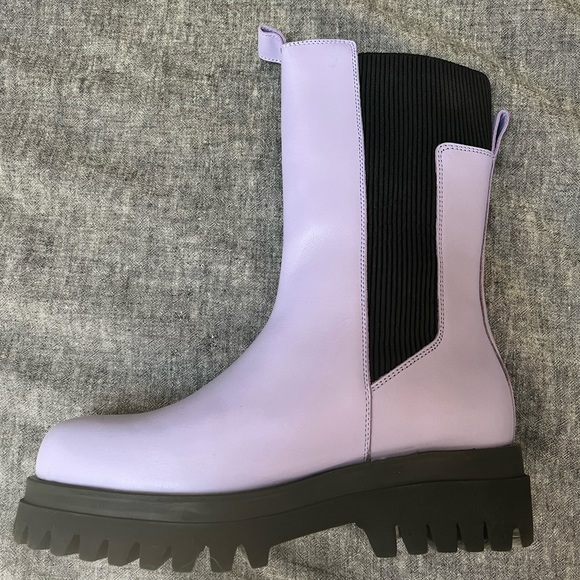 NWT COS purple chunky leather Chelsea boots - Picture 3 of 6